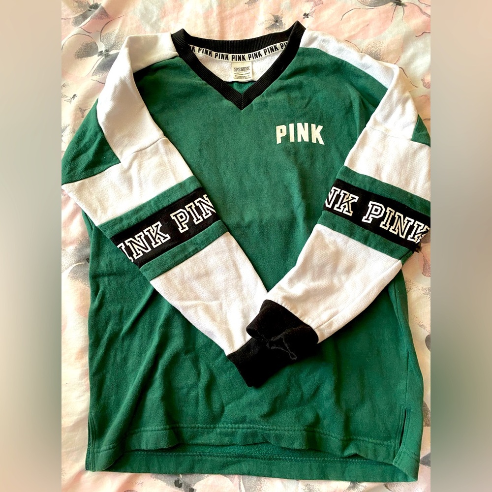PINK VICTORIA SECRET SWEATSHIRT 💚